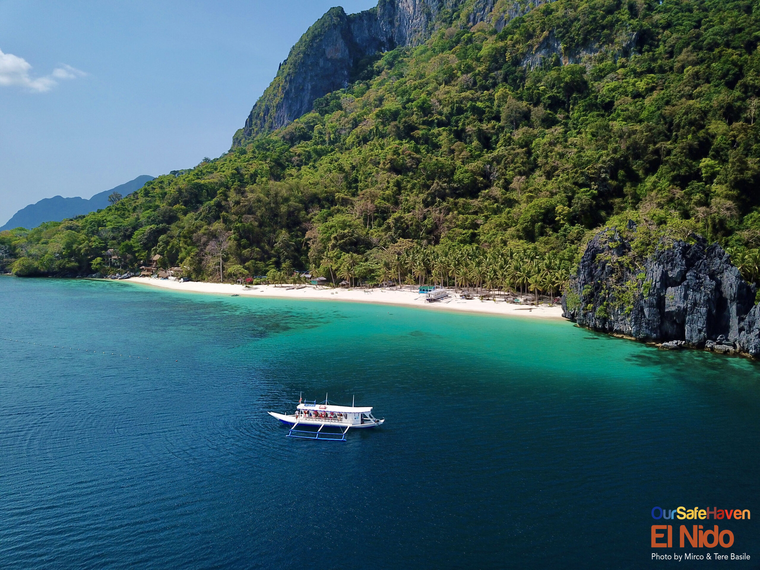 Kayaks on Seven Commando Beach, El Nido