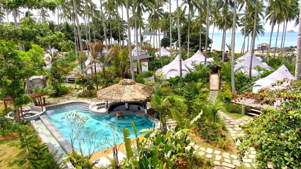 Nacpan Beach Glamping: Nine Tents, One Hectare, Four Kilometers of Empty Sand